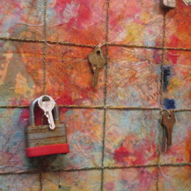loves locked detail 1